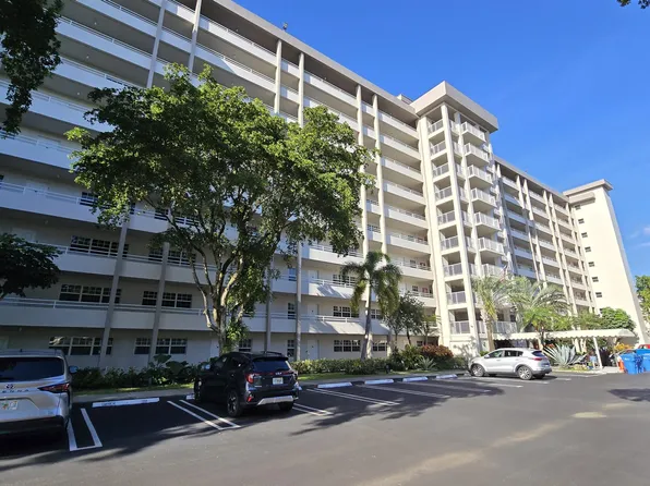 575 Oaks Lane #509, Pompano Beach, FL 33069