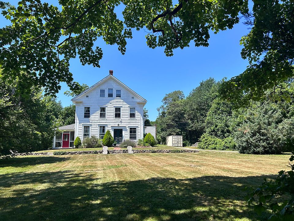 1st image of 946 Main Street