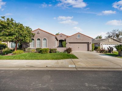2565 Powers Ave, Clovis, CA, 93619