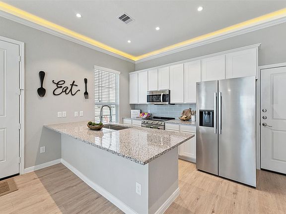 4th image of 903 Beebrush Ln