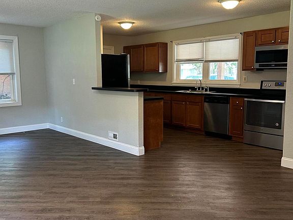 3rd image of 664 Mitscher Dr