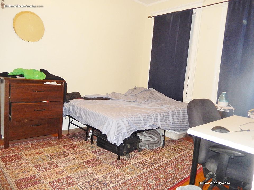2nd image of 60 Woodstock Ave APT 5N