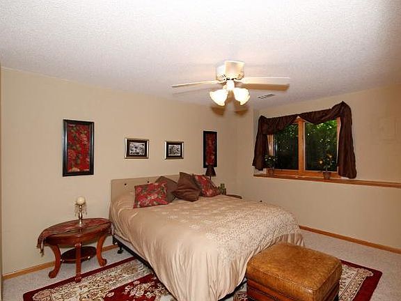4th image of 6435 271st St