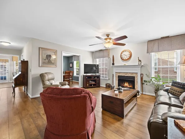20 Holland Park Ln, Franklin, TN 37069