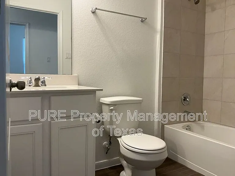 17901 Giglio Way — Photo 21