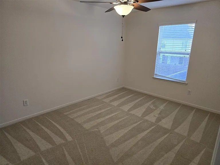 19427 Egret Wood Way — Photo 12