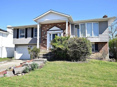 811 Bonnie Drive, Baldwin, NY, 11510