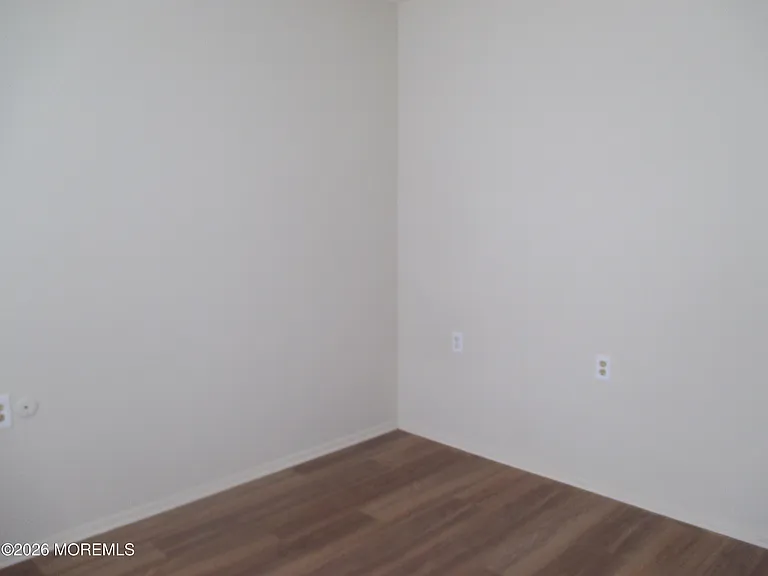 829A Balmoral Ct #1001 — Photo 12