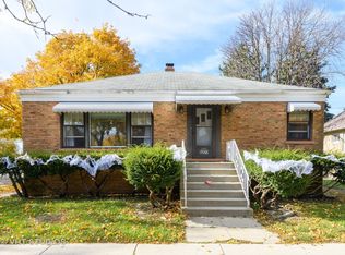 5300 N Laramie Ave, Chicago, IL 60630