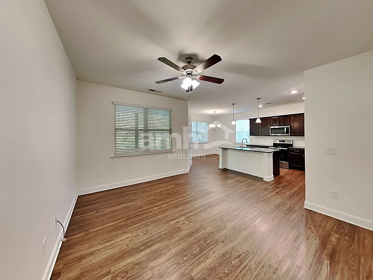 2461 Napa Valley Dr — Photo 5
