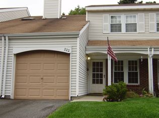 222 Ivy Meadow Ct, Middle Island, NY 11953