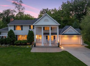 5637 Interlachen Cir, Edina, MN 55436