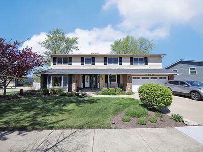 298 Smethwick Ln, Elk Grove Village, IL, 60007