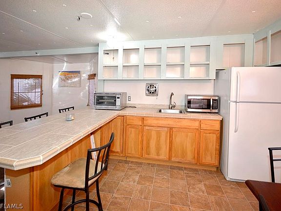 2nd image of 5124 Flamingo Dr
