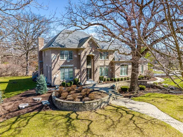 519 Litchfield Ln, Bartlett, IL 60103