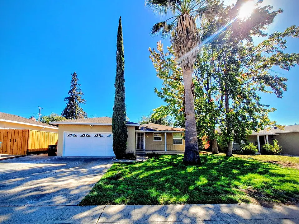 2162 Tamie Ln