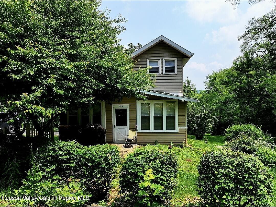 918 Ny-144, Hannacroix, NY 12087 | Zillow