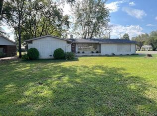 629 Ridgeway Dr, Bolivar, TN 38008