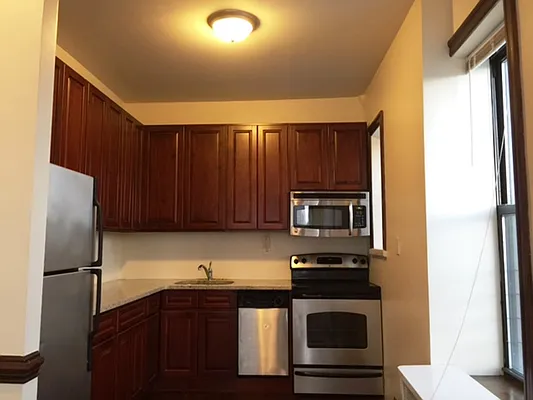 Rented by Corcoran | media 21