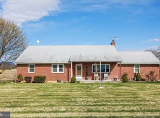 1527 Readus Rd, Edinburg, VA 22824