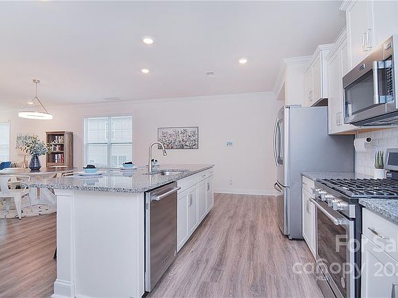 4th image of 3818 Fairlady Ln