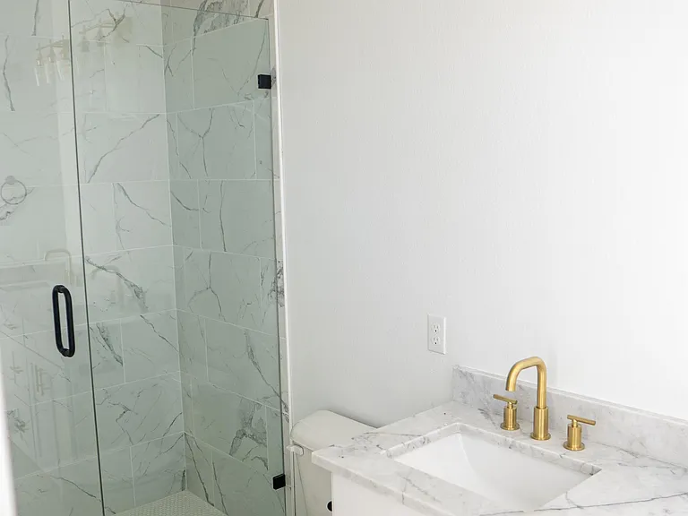 612 S Willow Ave — Photo 8