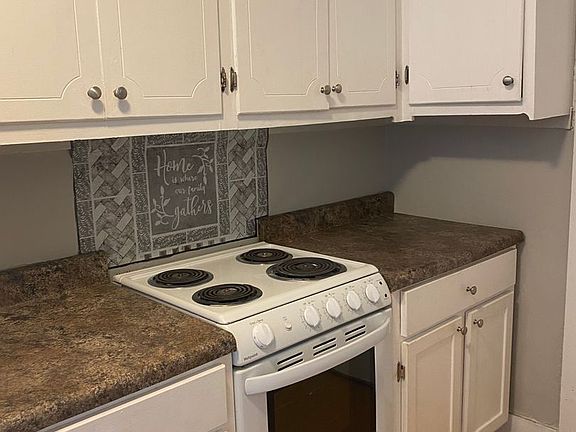 2nd image of 2705 E Surrey Dr