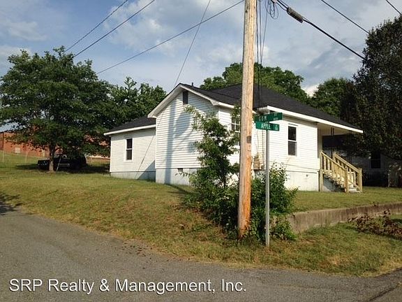 3rd image of 510 N Apple St