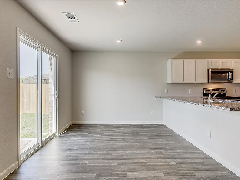 3527 Chestnut Oak Dr — Photo 6