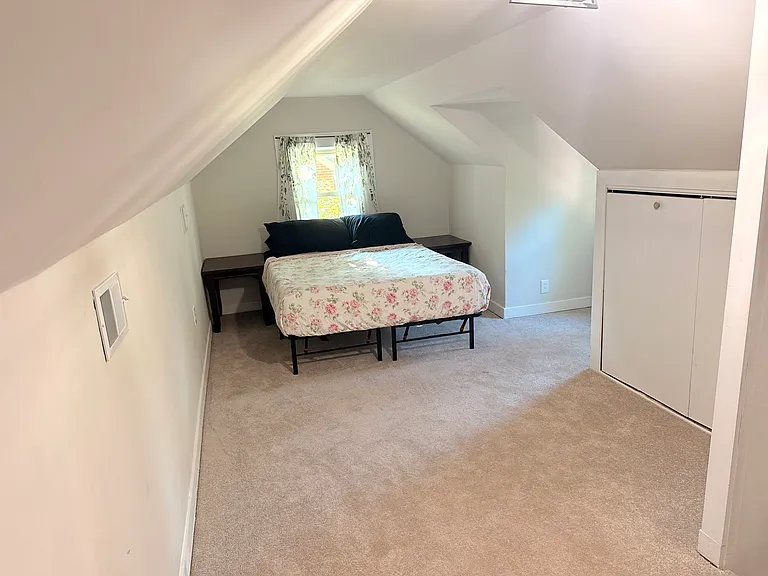1214 Frank St — Photo 27
