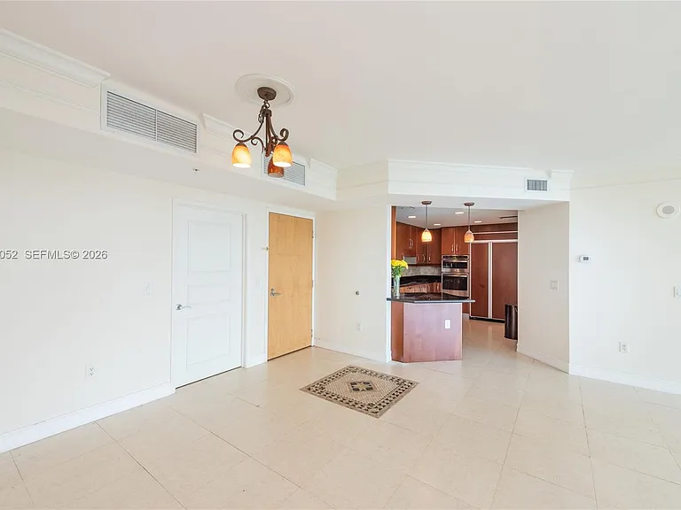 19400 Turnberry Way #1621 — Photo 9
