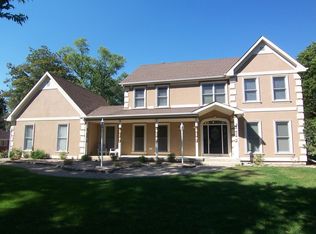 29W160 Calumet Ave E, Warrenville, IL