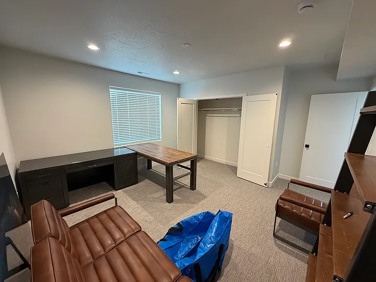 1014 W Netleaf St #B — Photo 19