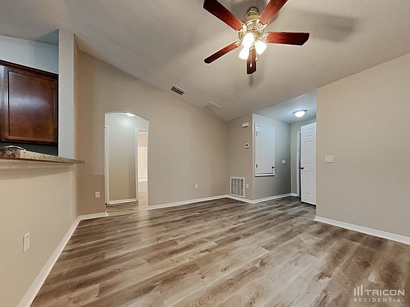 3rd image of 1508 Wallace Manor Ave