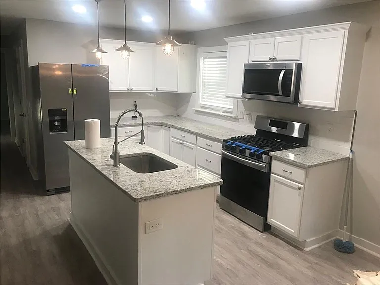 131 Fox Pl — Photo 5