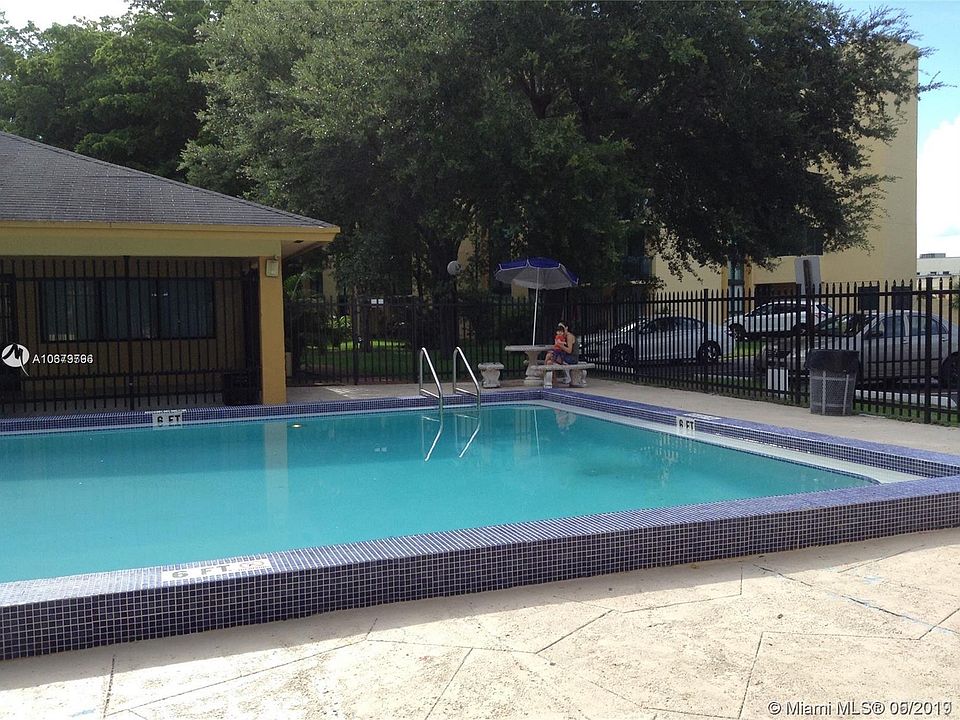 2nd image of 11800 SW 18th St #5274