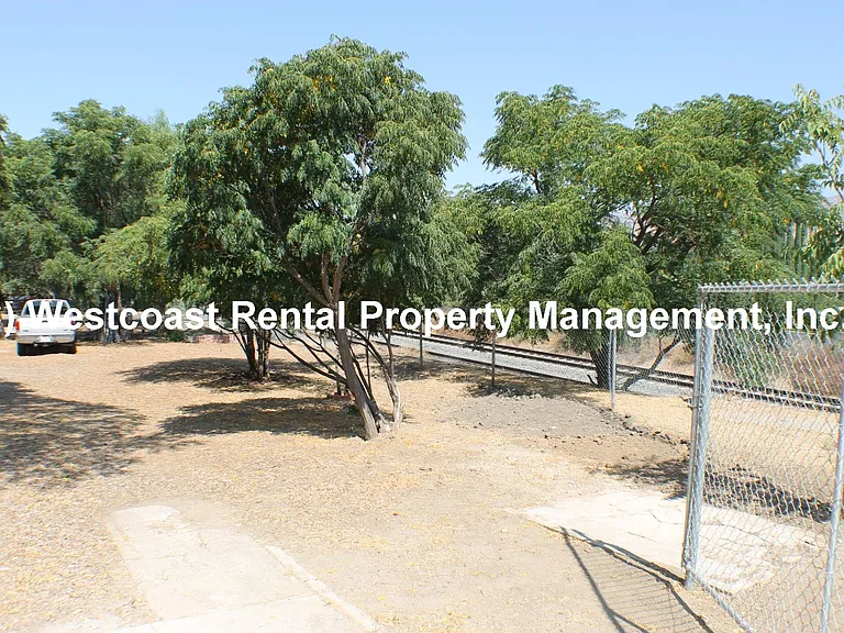 6360 Pacific Ridge Rd — Photo 7