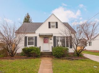 19710 Pawnee Ave, Cleveland, OH 44119