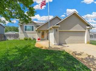 5350 S Midland Cir, Wichita, KS 67217