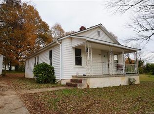 520 Sylvia St #4, Statesville, NC 28677