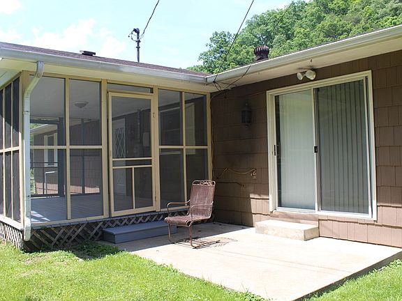 2nd image of 257 Creekside Dr