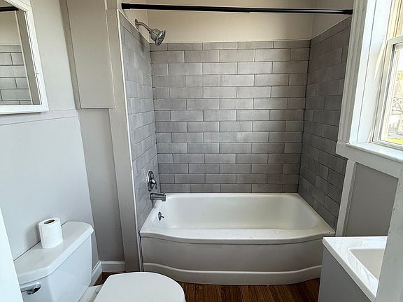 2nd image of 68 Anderson St #2F