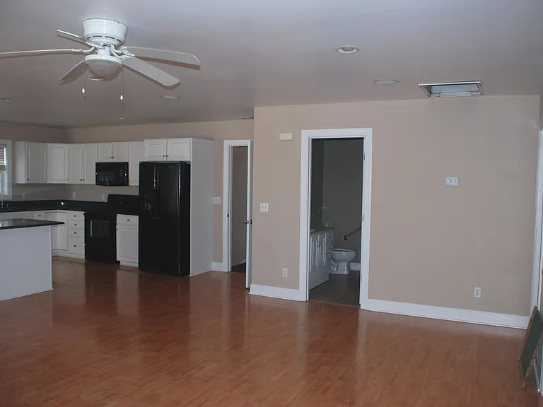126B Colony St — Photo 13