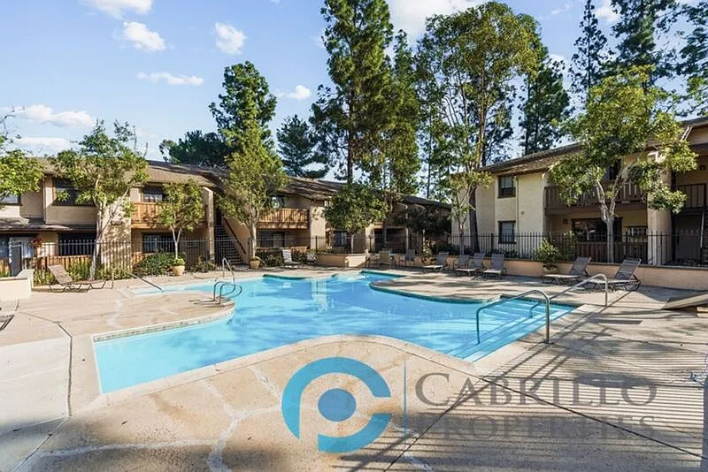1 bed, 1.0 bath, 686 sqft, $2,195 — Photo 1