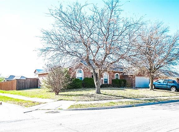 2nd image of 309 Hardwicke Ln