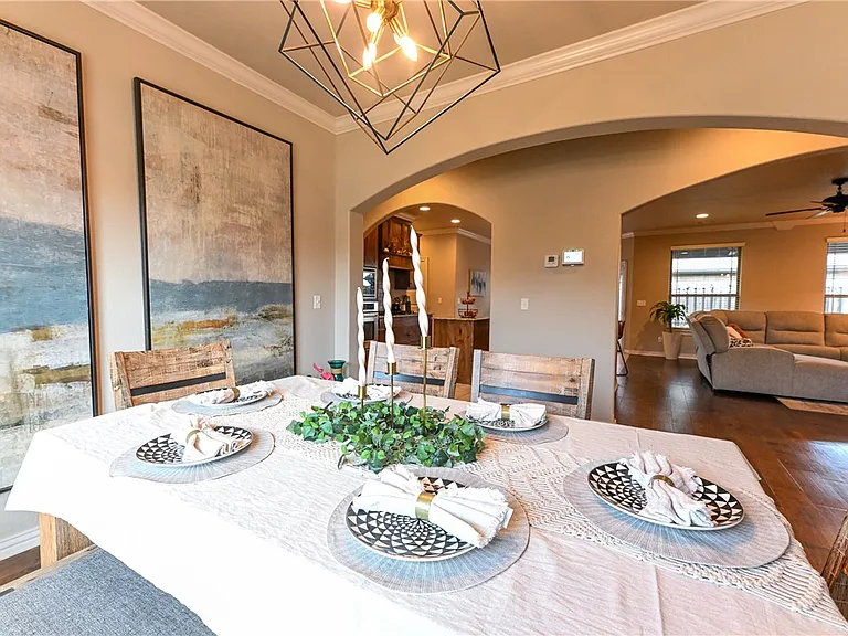 5824 W Persimmon St — Photo 6