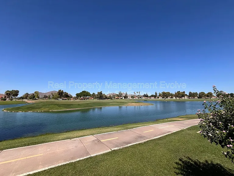 7513 N Via Camello Del Sur — Photo 44