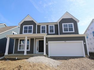 140 Mahogany Dr, Lewis Center, OH 43035