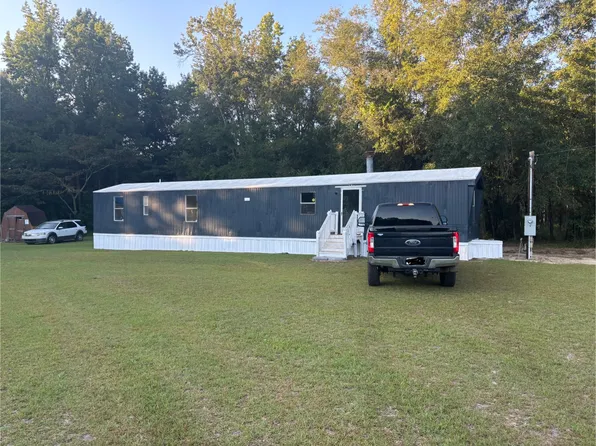 2082 Gum Cir, Hartsville, SC 29550