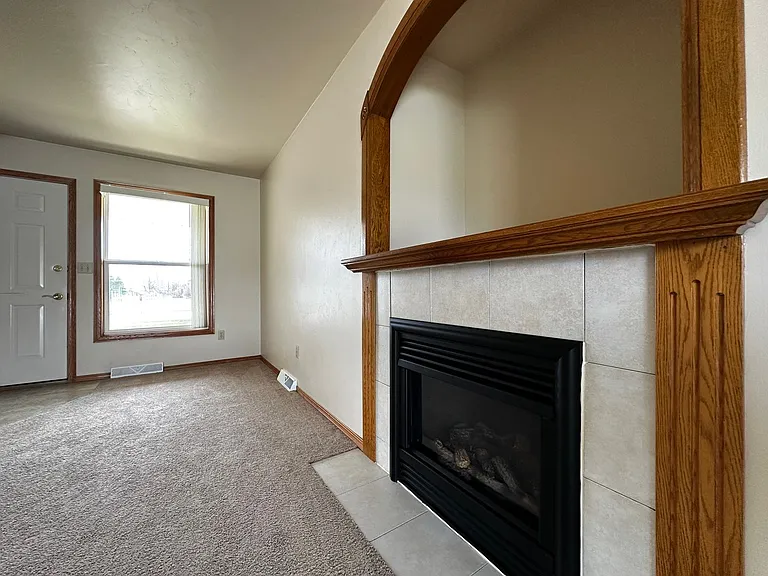 1525-1527 Okeefe Rd — Photo 6